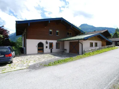 Scenic Apartment in Neukirchen am Großvenediger Near Ski Area
