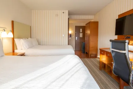 Holiday Inn Express Columbus Airport – Easton