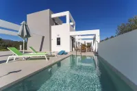 Domus Oliva  Villas comfortable, private pooll, parking - Villas
