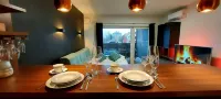 Burger Bar - Bed & Breakfast Rezidenca Pipanova Hotels in Medno