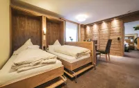 Arlen Lodge Hotel Inkl Premium Karte im Sommer Hotels in Pettneu am Arlberg