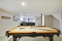 The Nest at Pinecrest by AvantStay Hot Tub Spacious Deck Game Room Fire Pit