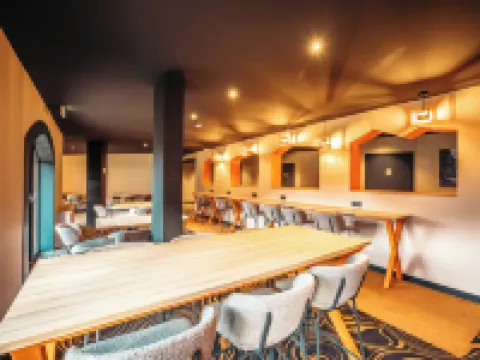 Hotel Base Camp Lodge - Albertville Hotels in Savoie