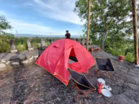 Camping Ground Gunung Mijil Hils Hotels in Pajangan