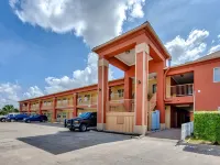 Quality Inn Hotels in Brownsville