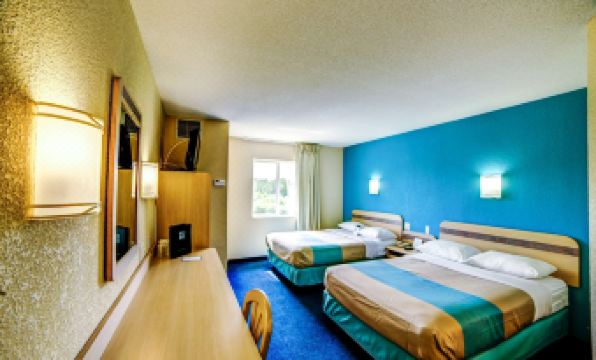 Motel 6 Huntsville, on