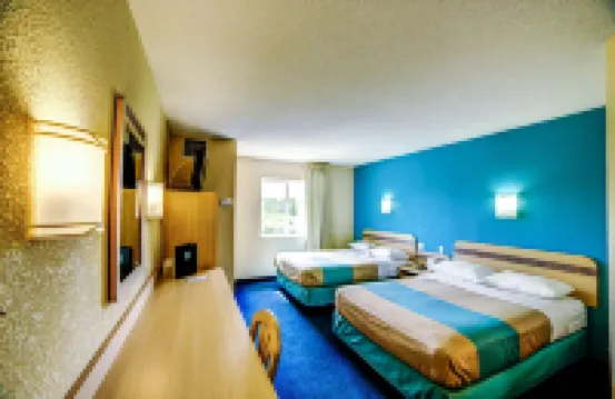 安大略省亨茨維爾6號汽車旅館