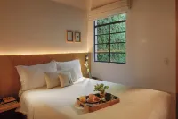 Casa Decu Hotels near Blackberry Forum