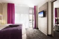 Hotel Mirabell by Maier Privathotels - Bathtub