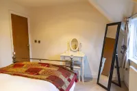 Luxury Apt No. 2 - One Bed Apartment - Parkplatz
