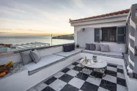 Camara Suites