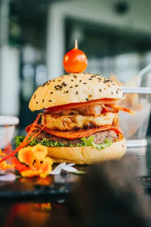 Montaña de Fuego Mountain Resort & Spa Отели рядом с достопримечательностью «Tabacon Hot Springs»