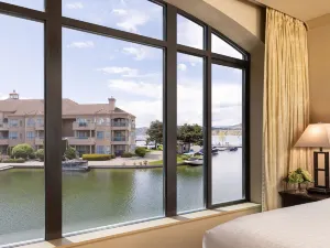 The Royal Kelowna - Bellstar Hotels & Resorts