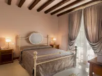 Hotel Serenella Hotels in Sirmione