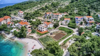 Apartments Ivo