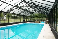 Château l'Escale Hôtels à : Mésanger