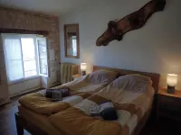 La Miramboise, Chambres et Table D hôtes Hotels in Réaux-sur-Trèfle