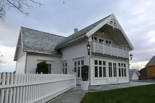 Alnes Gård Hotels in Ulsteinvik