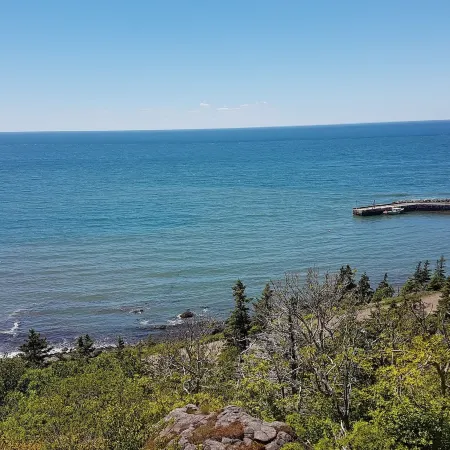 Whale Cove Inn