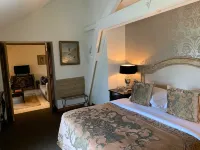 Beaumanoir Small Luxury Boutique Hotel Hotels in Біарріц