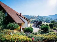 Schiebenrothenhof Hotels in Simonswald