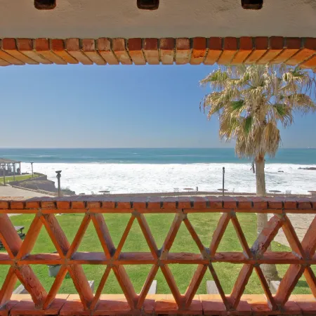Castillos Del Mar