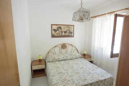 Two Room Apartment Near the Beach 2