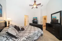 South Facing Private Pool with Lake View & Spa - Quiet Vacation Area - Family Friendly