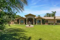 The Date Palm Estate by Avantstay Luxurious Private Retreat!
