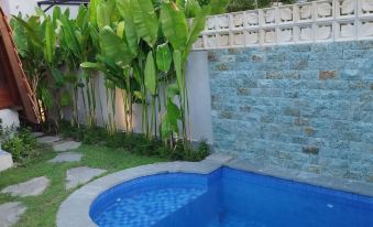 Love Without Boundaries Num9842