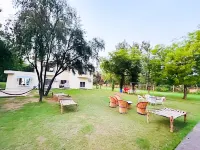 Roomshala 131 Willow Woods Farmhouse - สระว่ายน้ำส่วนตัว