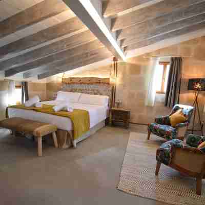 Calvario Plaza Hotel Rooms