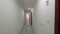 Roy's Hotel