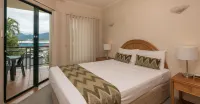 Tropic Towers Apartments - شرفة