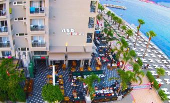 Yunus Hotel