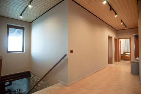 Seaside Duplex Stone Villa Отели рядом с достопримечательностью «Qeparo Beach»