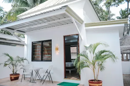 Villa Excellance Beach and Wave Pool Resort