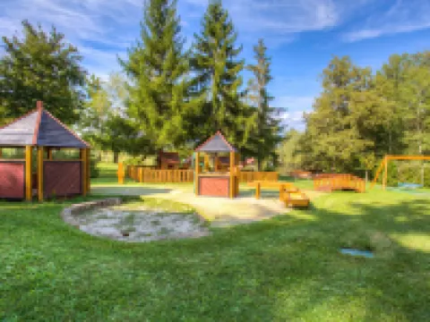 ファットリエ ディ チェッリ ポッピのホテル