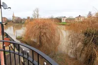 St Julians Place Hotels in Cound