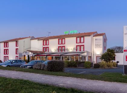 Brit Hotel Confort La Rochelle-Bistrot Les Temps Modernes