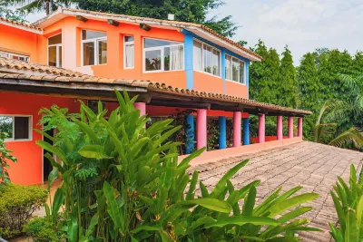 Aparthotel Jardin Tropical Hotels near TwoFiveSeven Arts