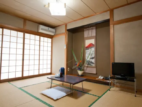 富久家 鏡山展望台周辺のホテル