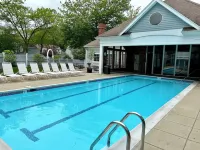 Peaceful Oasis Steps from Mohegan Sun