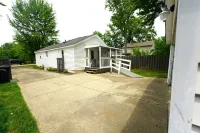 Entire 2 Bedroom Home