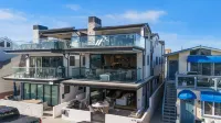 Ocean View Balcony and Rooftop BBQ - Stunning Coastal Retreat
