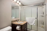 Stylish Studio Apartment with Modern Touches Hotel a Peoria