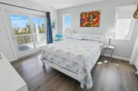 Million Dollar BeachFront 177 Five Star, Aug 23-30 Avail Good Value
