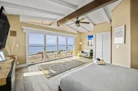 Heated Saltwater Pool and Hot Tub - Elegant Ocean View Retreat
