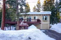 Dog Friendly Home Near Hiking/Biking Trails and Ski Resorts, EV charger Hotel in zona Patton Beach