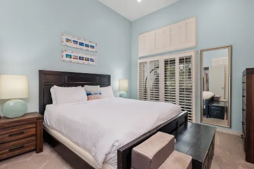 Stylish Condo with Community Pool and Spa - Charming Coastal Escape